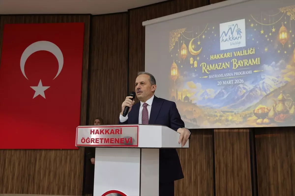 Hakkari'de Bayram Coşkusu: Vali Taşyapan'dan Önemli Açıklamalar