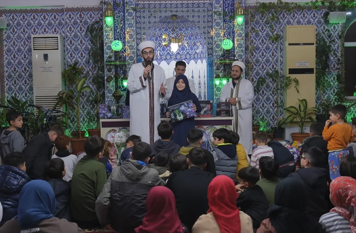 Mersin’de Ramazan Coşkusu: 250 Çocuğa Bisiklet ve Drone Hediyesi