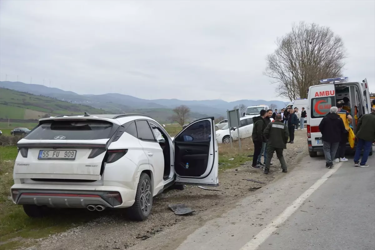Samsun Havza’da Çıplak Çip ve Otomobil Çarpışması: 5 Yaralı