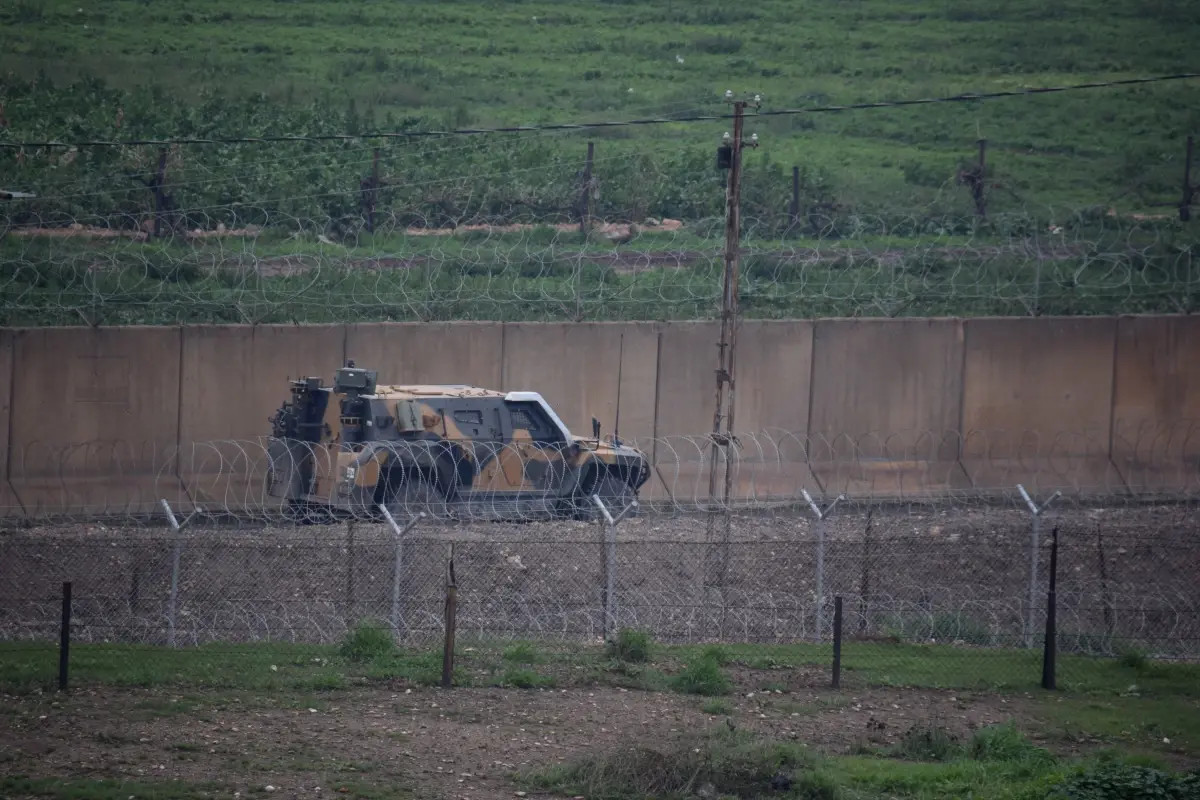 Nusaybin'de Mehmetçik, Ramazan Bayramı'nı Suriye Sınırında Güvenlik Görevleriyle Kutladı