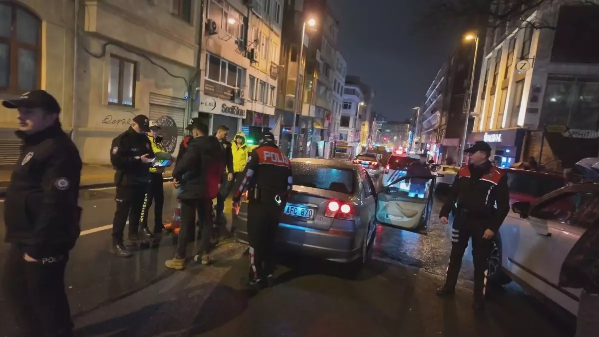 Helikopter Destekli Huzur İstanbul Operasyonu Şehrin Güvenliğini Artırdı