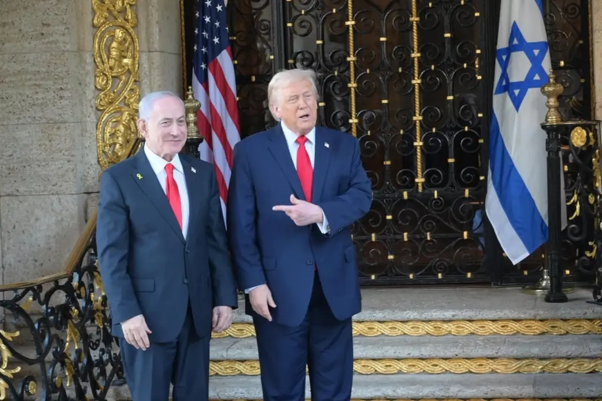 Trump, Netanyahu'ya İran'ın Enerji Tesislerine Dokunmama Talimatı Verdi