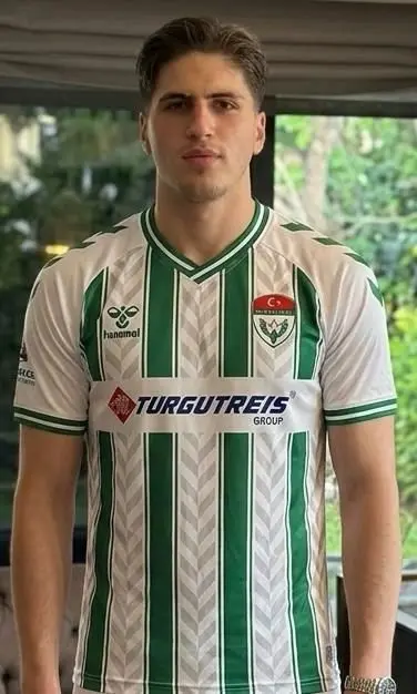 Olay yerinde polis ekipleri