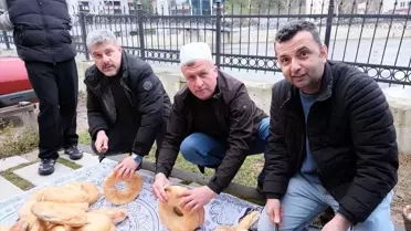 Bozkurt'ta helva-ekmek dağıtımı
