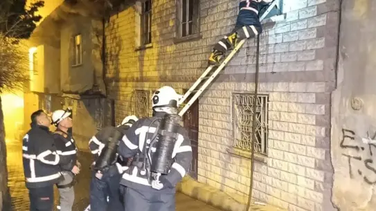 Yangın anındaki alevler