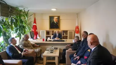 Vali ve güvenlik birliği