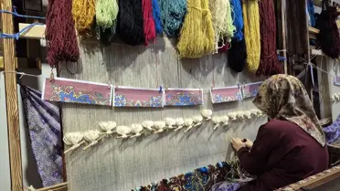 Isparta’da Kadın Eliyle Dokunan Halılar, Geleneksel Sanatı Canlandırıyor