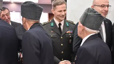 Sakarya’da bayram kutlamalarına katılan halk