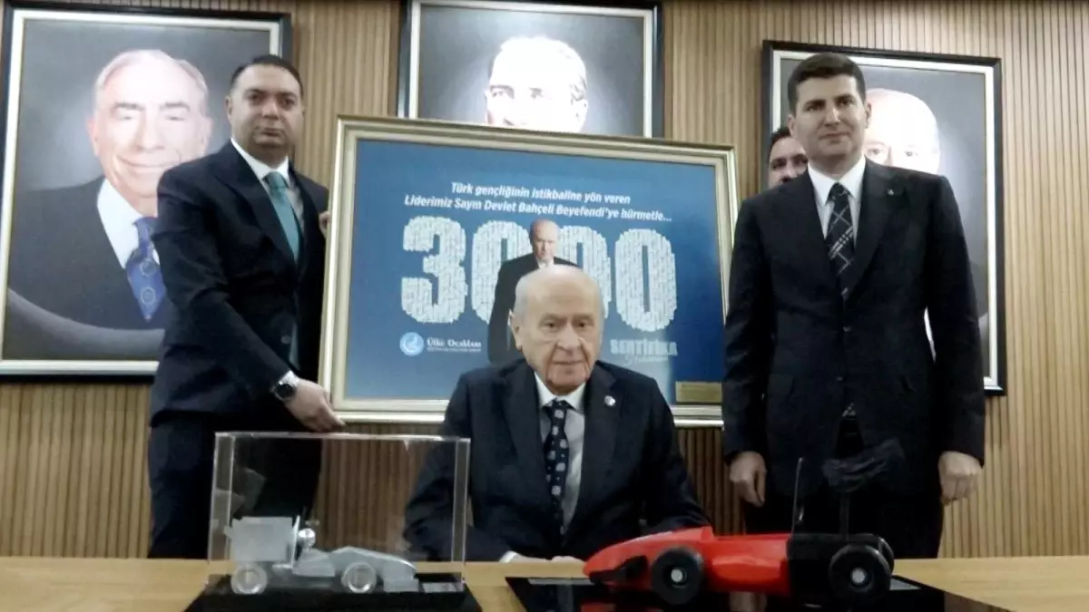 Bahçeli'den Ülkü Ocakları’nın Yarış Arabalarına “Göktay” Serisi İsmi