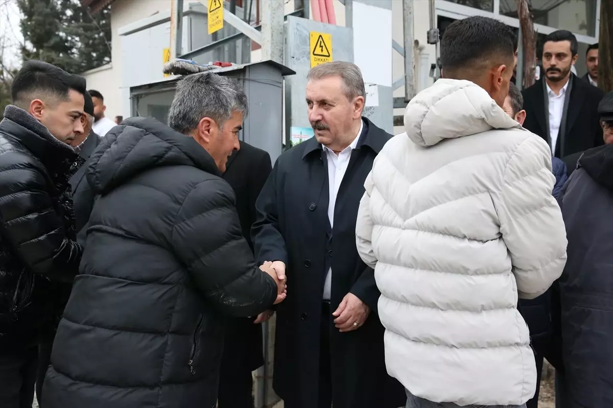 Destici, İslam Dünyasına Bayramda Birlik ve Barış Mesajı Verdi