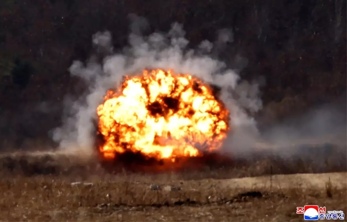 Kuzey Kore'de Yeni Tank ve İHA'larla Gerçekleştirilen Taktik Tatbikatı