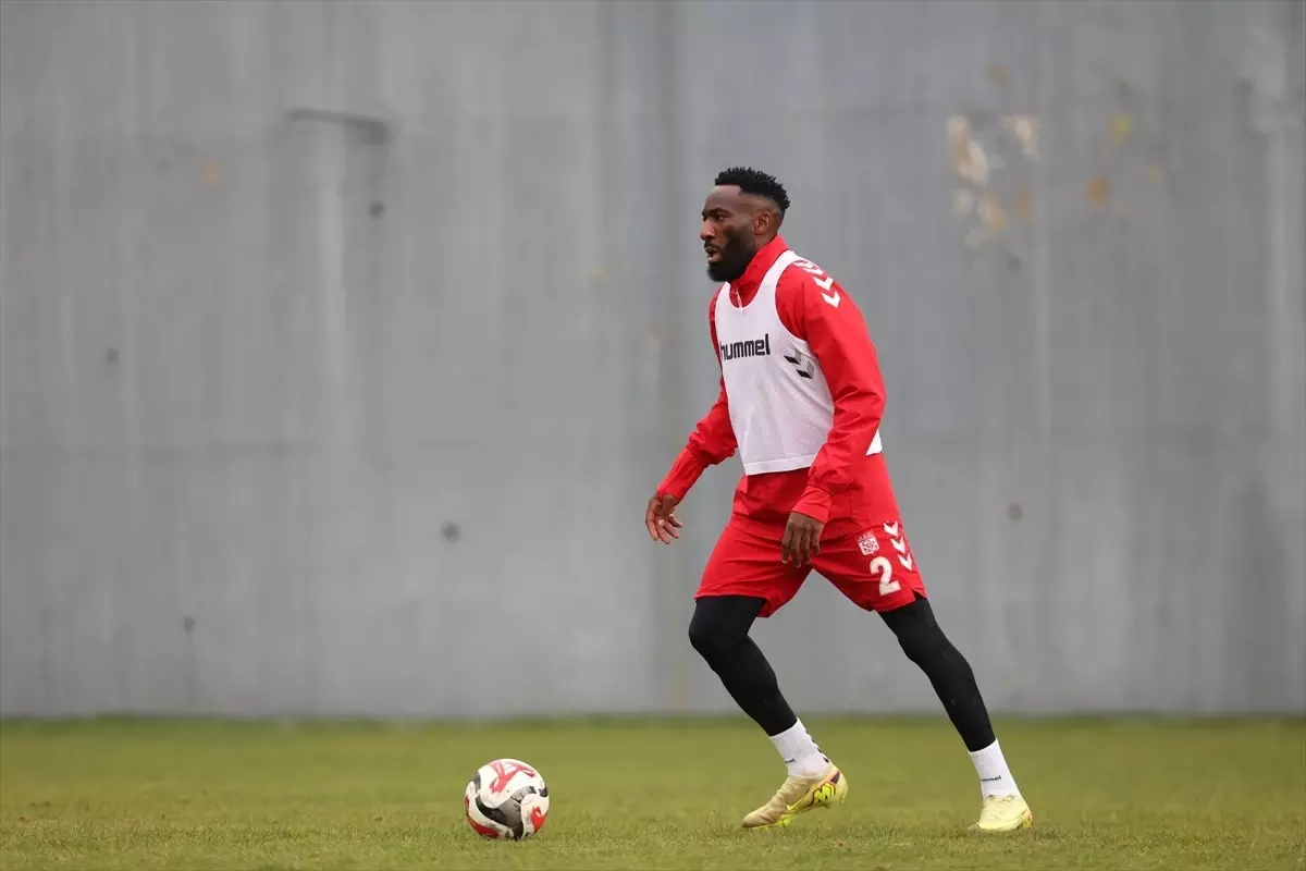 Sivasspor, Manisa FK Maçına Tam Donanımlı Çıktı: Antrenman Detayları