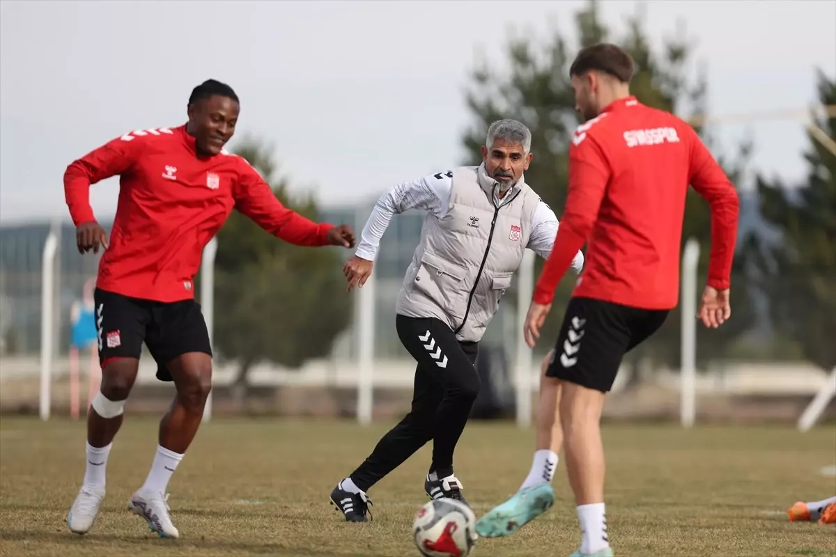 Sivasspor, Play-Off Hedefini Netleştirdi