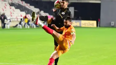 Altay'ın Kader Haftaları maçı sırasında çekilmiş aksiyon fotoğrafı