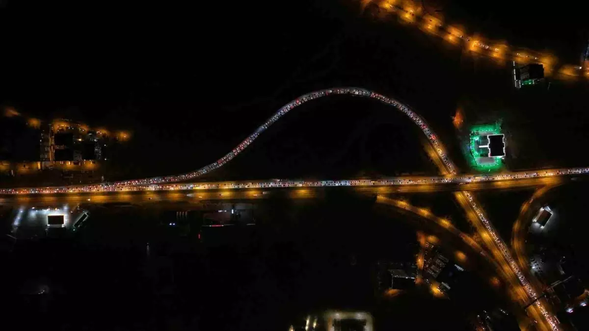 Kırıkkale'de Bayram Dönüşü 40 km'yi Aşan Trafik Sıkışıklığı