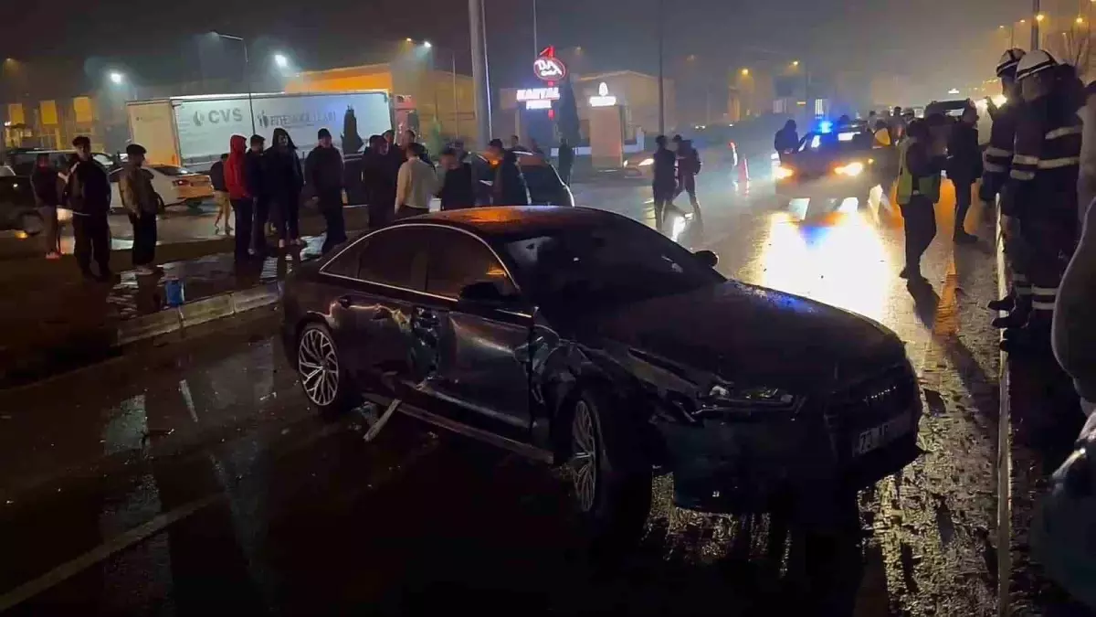 Bartın‑Zonguldak Karayolu’nda Zincirleme Kazada 2 Yaralı