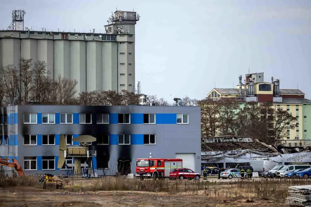 Pardubice'de Elbit Systems Fabrikası Ateşe Verildi: İsrail'e Tepki Artıyor