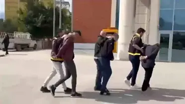 İskenderun’da Aranan Üç Şahıs Gözaltına Alındı: İki Tutuklandı, Birinde Silah ve Uyuşturucu Ele Geçirildi
