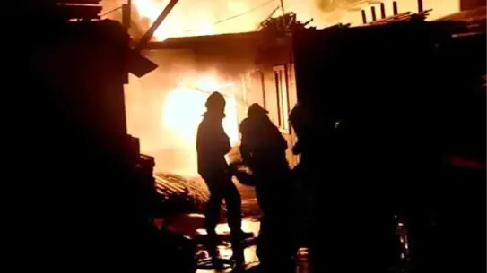 Bodrum'da Narenciye Bahçesindeki Konteyner Yangını Kontrol Altına Alındı