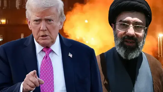 İran petrolünün denizde beklediği görüntü