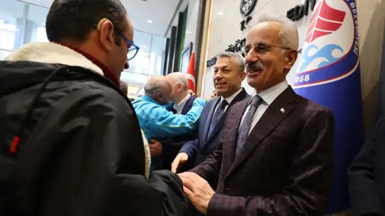 Ulaştırma ve Altyapı Bakanı Uraloğlu’nun Trabzon’da konuşması