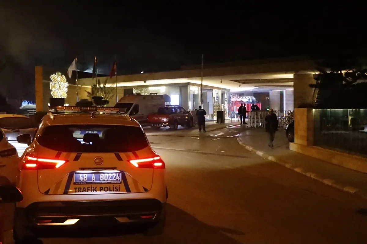 Bodrum Marina’da 8 Motoryat Yangını Hızla Kontrol Altına Alındı