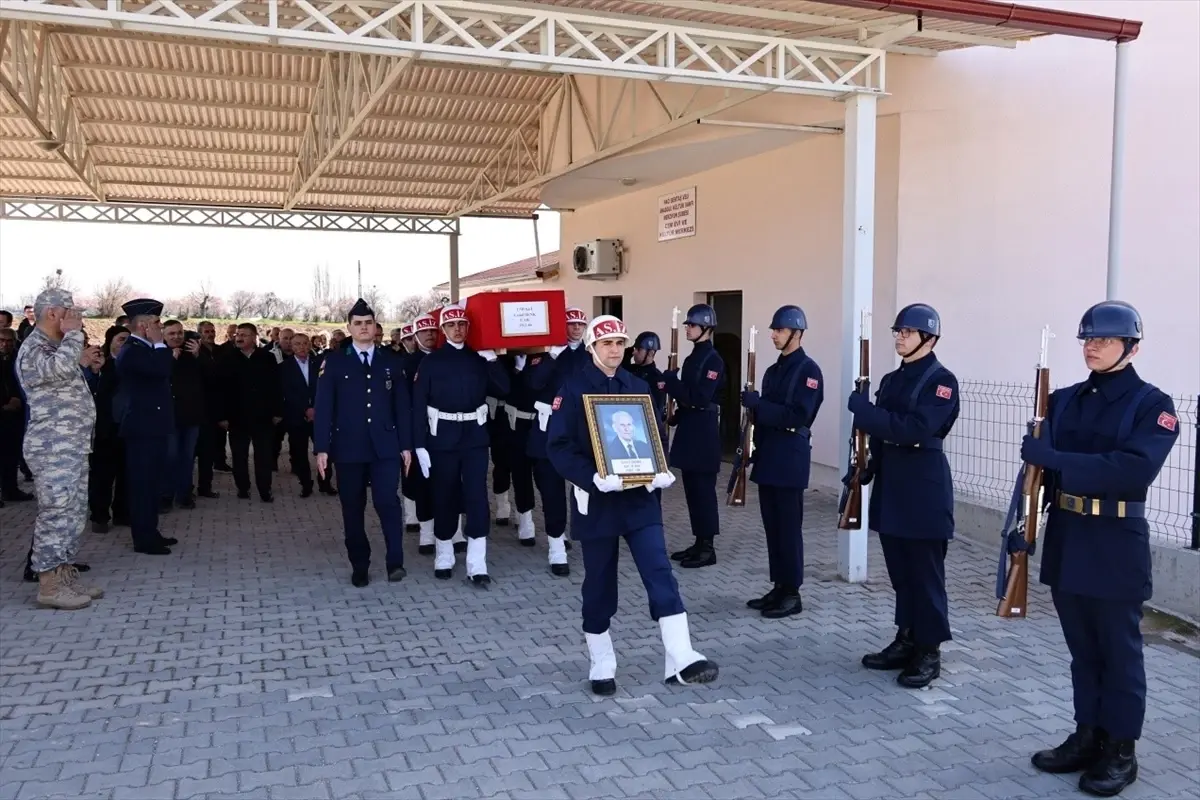 Amasya’da Emekli Albay Cemil Denk’in Defni: Uludağ’da Kadavra Eğitimi Tartışma Yarattı