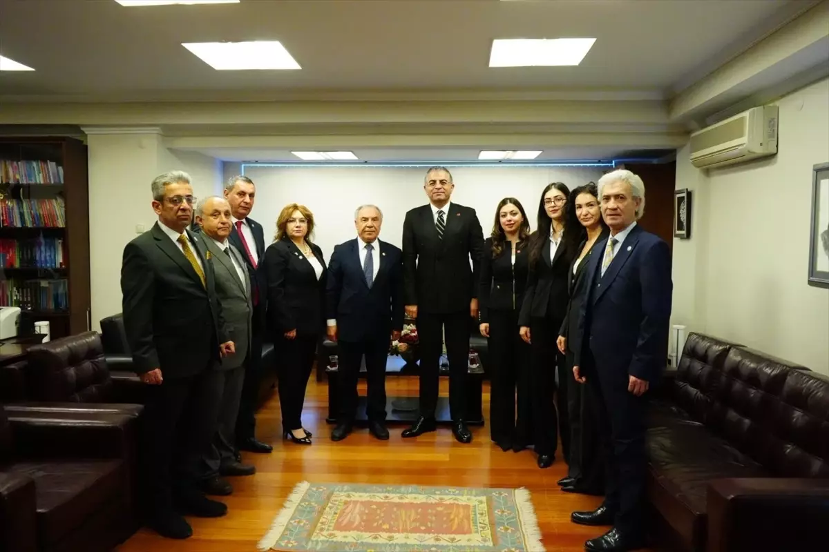 Demokratik Sol Parti, Bayram Kutlamasında 17 Siyasi Parti Temsilcisiyle Buluştu