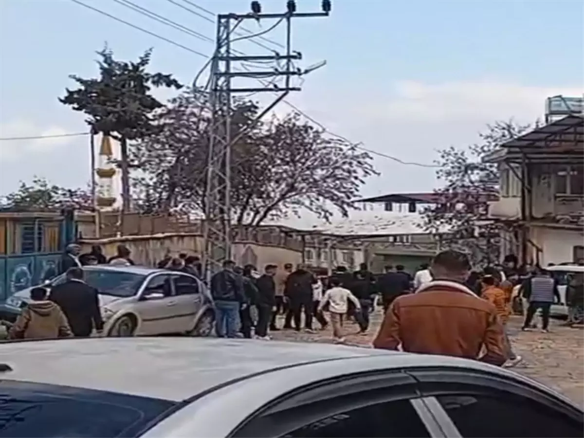 Hatay’da Ailelerin Karıştığı Taş ve Sopalı Kavga: 3 Ölü, 22 Yaralı