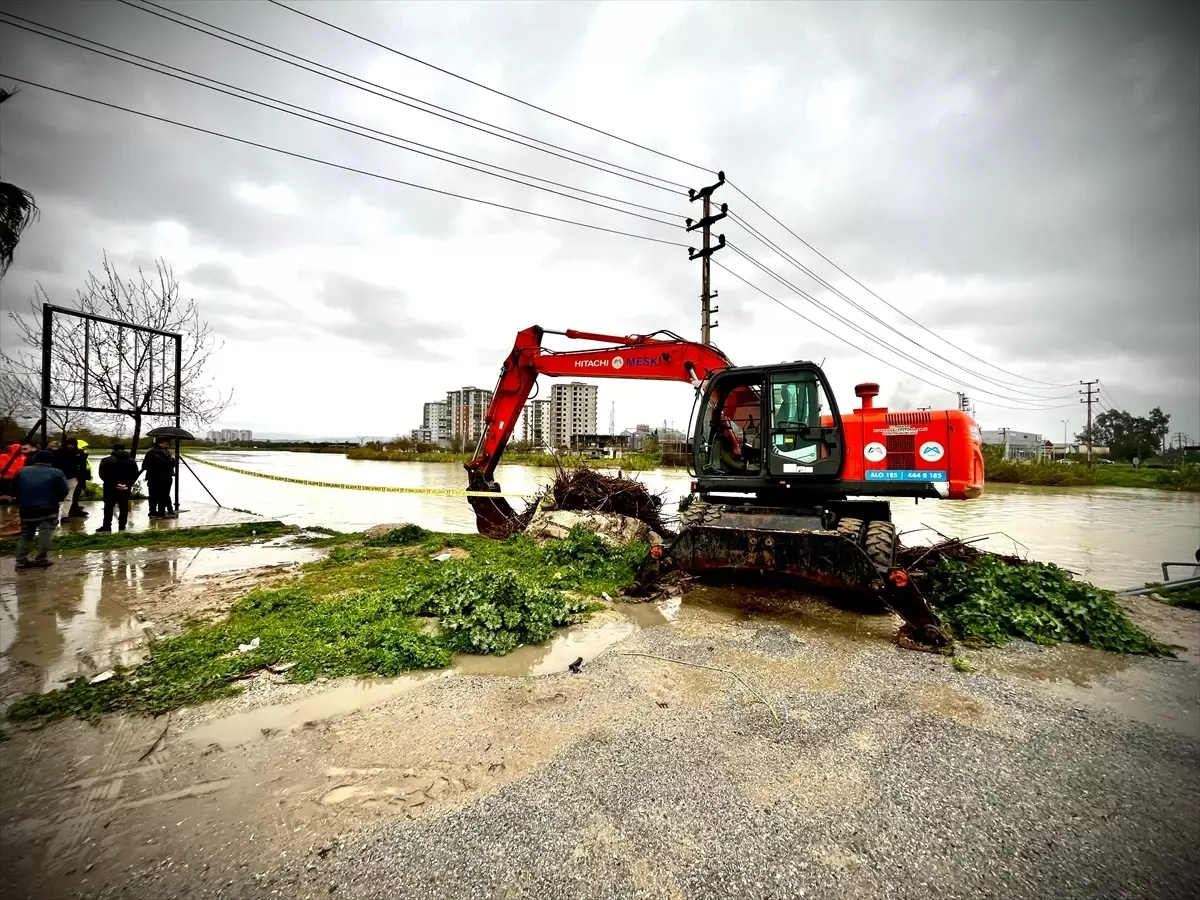 Tarsus’ta Berdan Baraj Gölü’nde Şiddetli Sağanak Sonrası Su Seviyesi Kritik Seviyeye Ulaştı