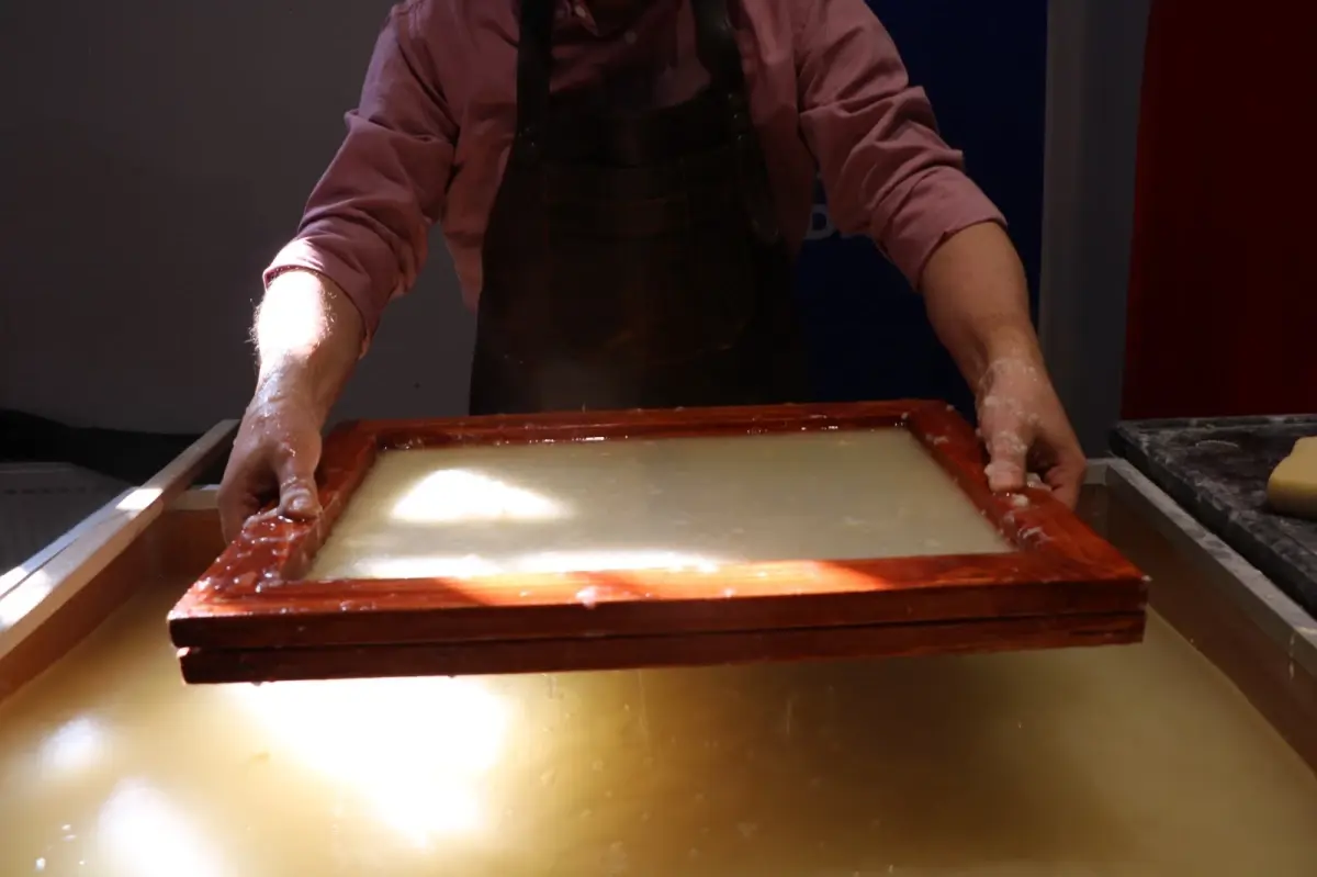 Kayseri Talas’ta 300 Yıllık Konakta Geleneksel Kağıt Atölyesi Açıldı