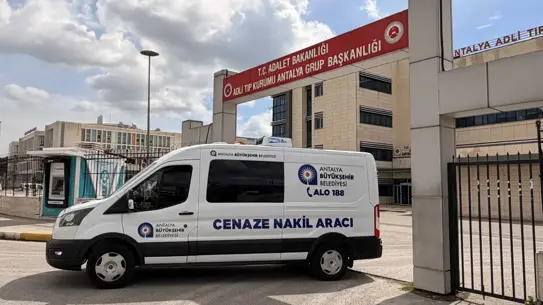 Olay yerinde polis ekipleri