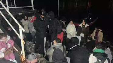 Bodrum sahilinde gözaltındaki göçmenler