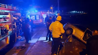 Kaza sonrası araç ve bariyerler