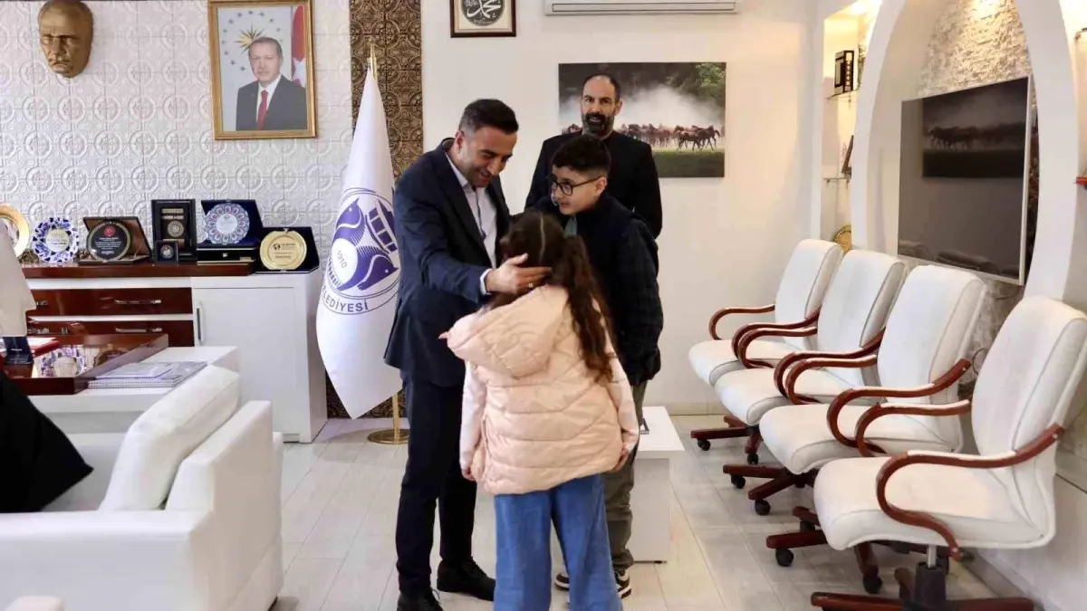 Akçadağ’da Bayram Coşkusu: Belediye Başkanı Hasan Ulutaş’tan Halkla Buluşma