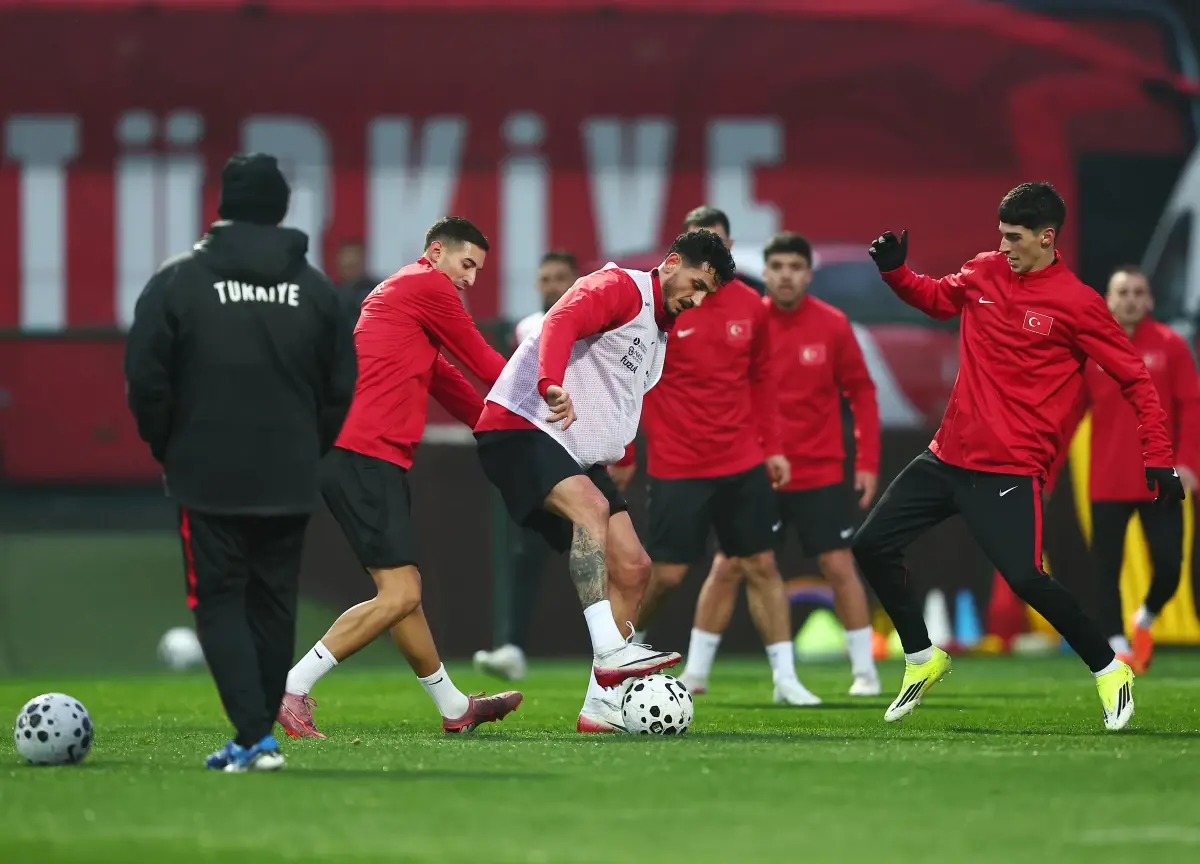 A Milli Futbol Takımı Riva’da 2026 Dünya Kupası Play‑off Hazırlıklarını Sürdürüyor