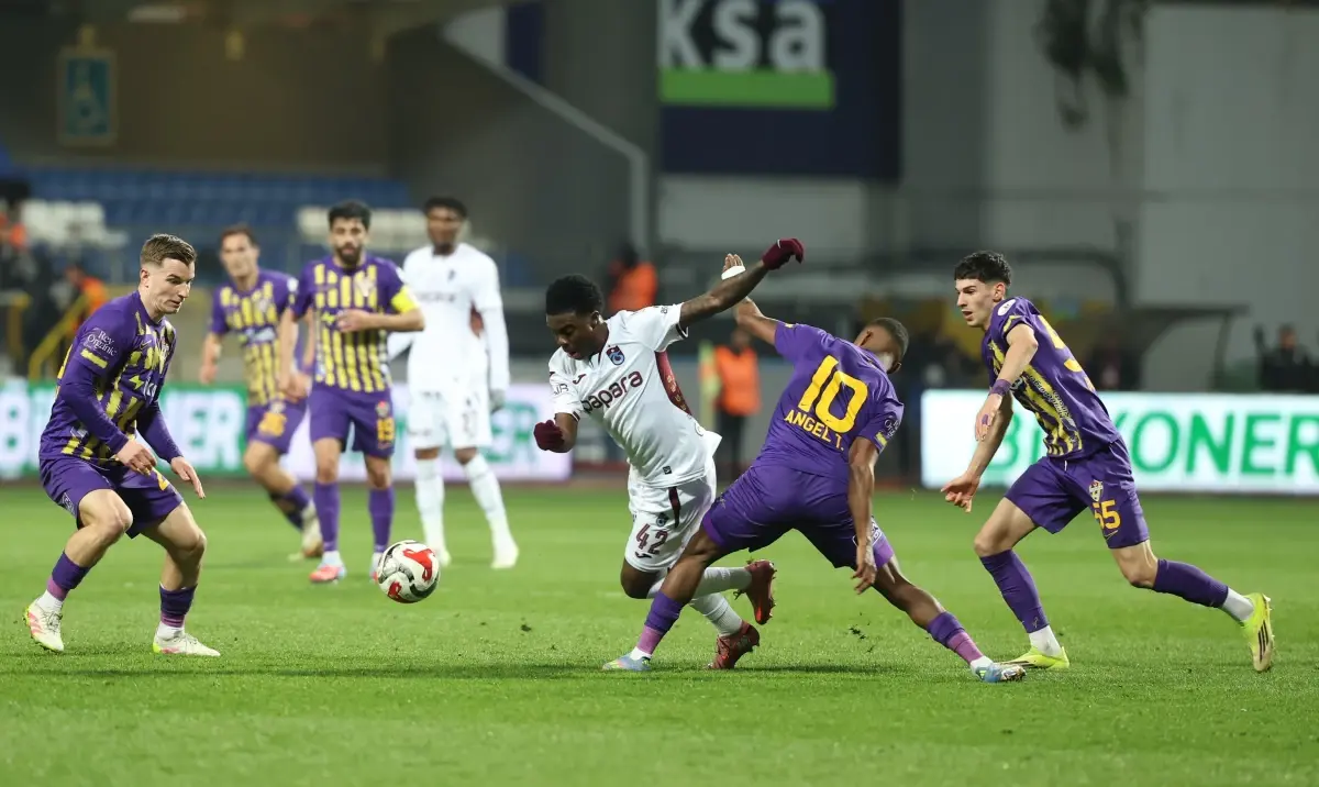 Trabzonspor'dan 9 Futbolcu Milli Takıma Davet Edildi