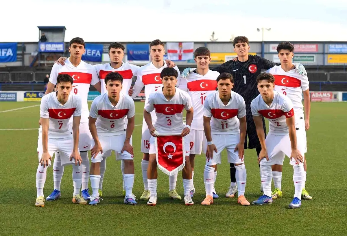 U17 Milli Takımı İspanya ile Grup Birinciliği Maçına Hazırlanıyor