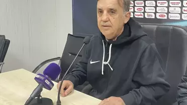 Maçın kritik anlarından bir kare