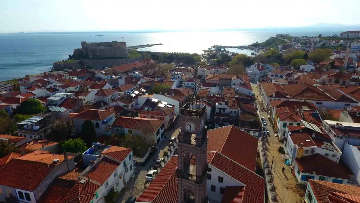 Bozcaada’da Bayram Tatiline Araç Sınırlaması Getirildi