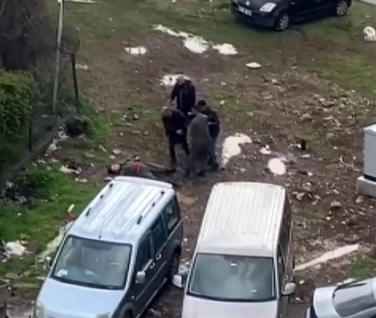 Diyarbakır'da Bıçaklı Çatışma: Genç Kızın Müdahalesi ve Şok Anlar