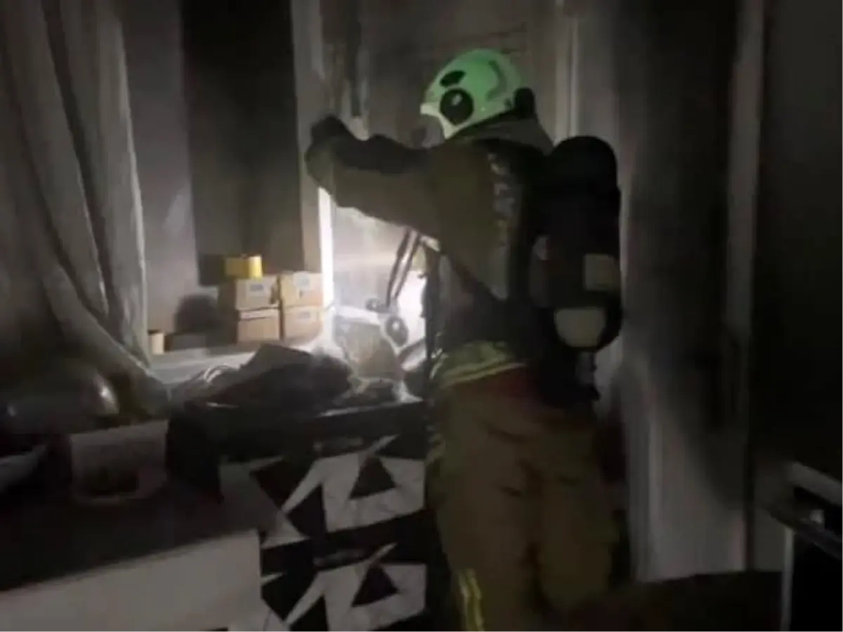 İskenderun'da Apartman Yangını Hızla Söndürüldü