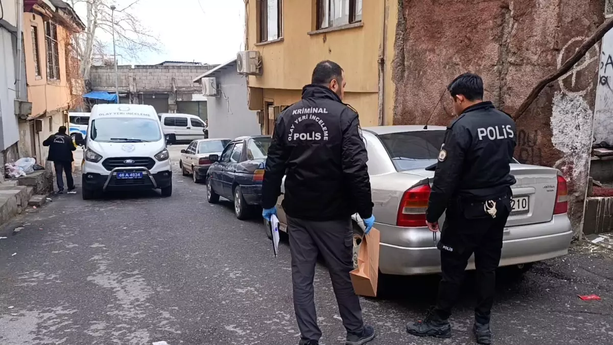 Kahramanmaraş Dulkadiroğlu'nda Silahlı Saldırının Ardından Tek Yaralı: 18 Yaşındaki Genç Hastaneye Alındı