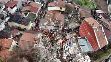 Fatih’te çökme sonrası enkaz görüntüsü