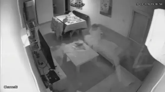 İran, Dimona Nükleer Santrali'ni Hedef Alan Füze Saldırısı Gerçekleştirdi