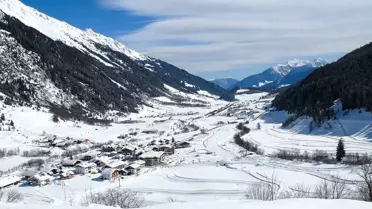 Çığ sonrası kurtarma ekipleri