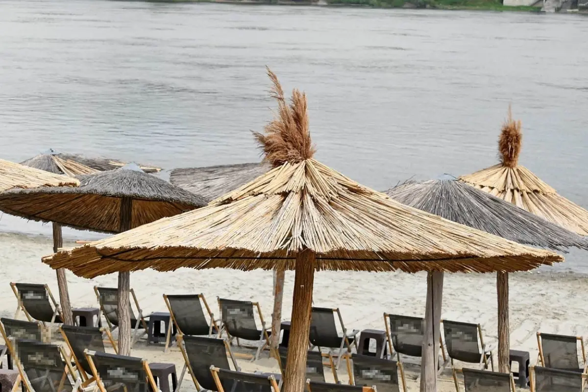 Silifke Sahili Halkın Hizmetine Açıldı: Ücretsiz Deniz Keyfi