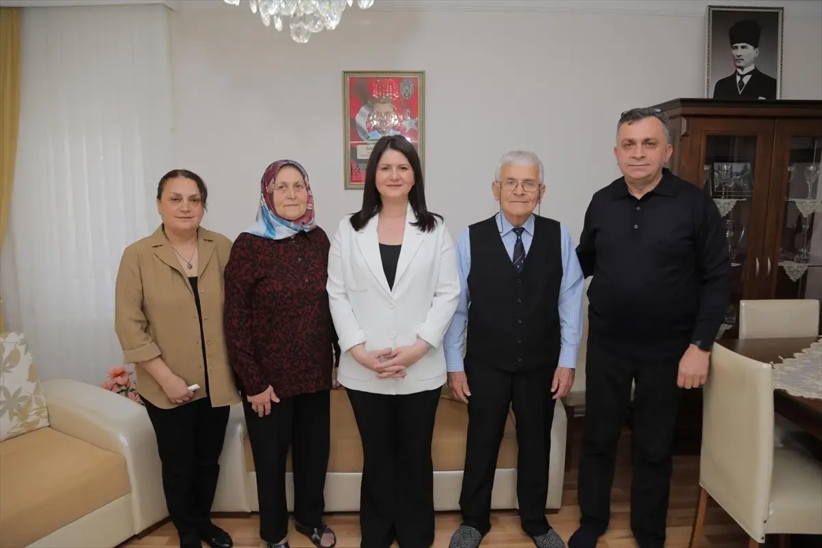 Edirne'de Ramazan Bayramı Coşkusu: Belediye Başkanı Gencan'ın Ziyaretleri