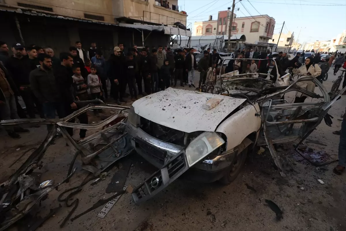 İsrail'in Nuseyrat Mülteci Kampı'na Yaptığı Hava Saldırısı 4 Ölüyle Sonuçlandı