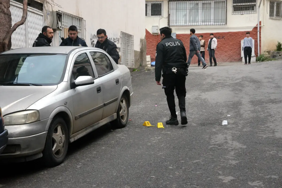 Kahramanmaraş’ta 18 Yaşındaki Genç, Evdeki Tartışma Sonrası Tabancayla Yaralandı